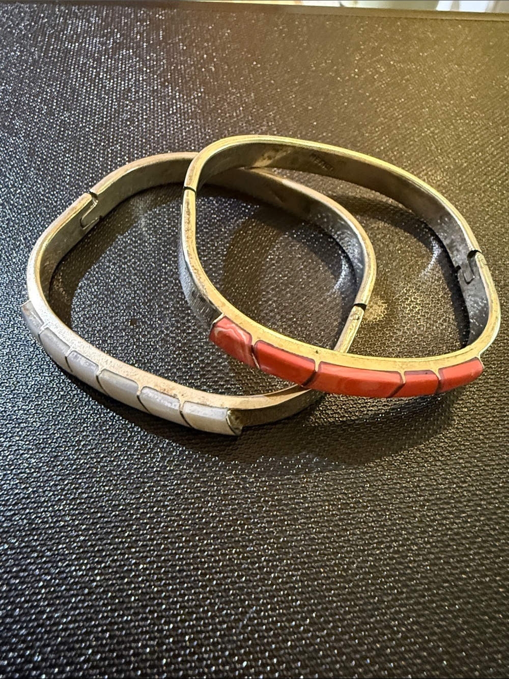 Silver bangles bracelets - Picture 9 of 9